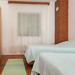 Azzurro Apartment *
