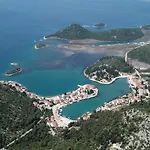 Azzurro Apartment *